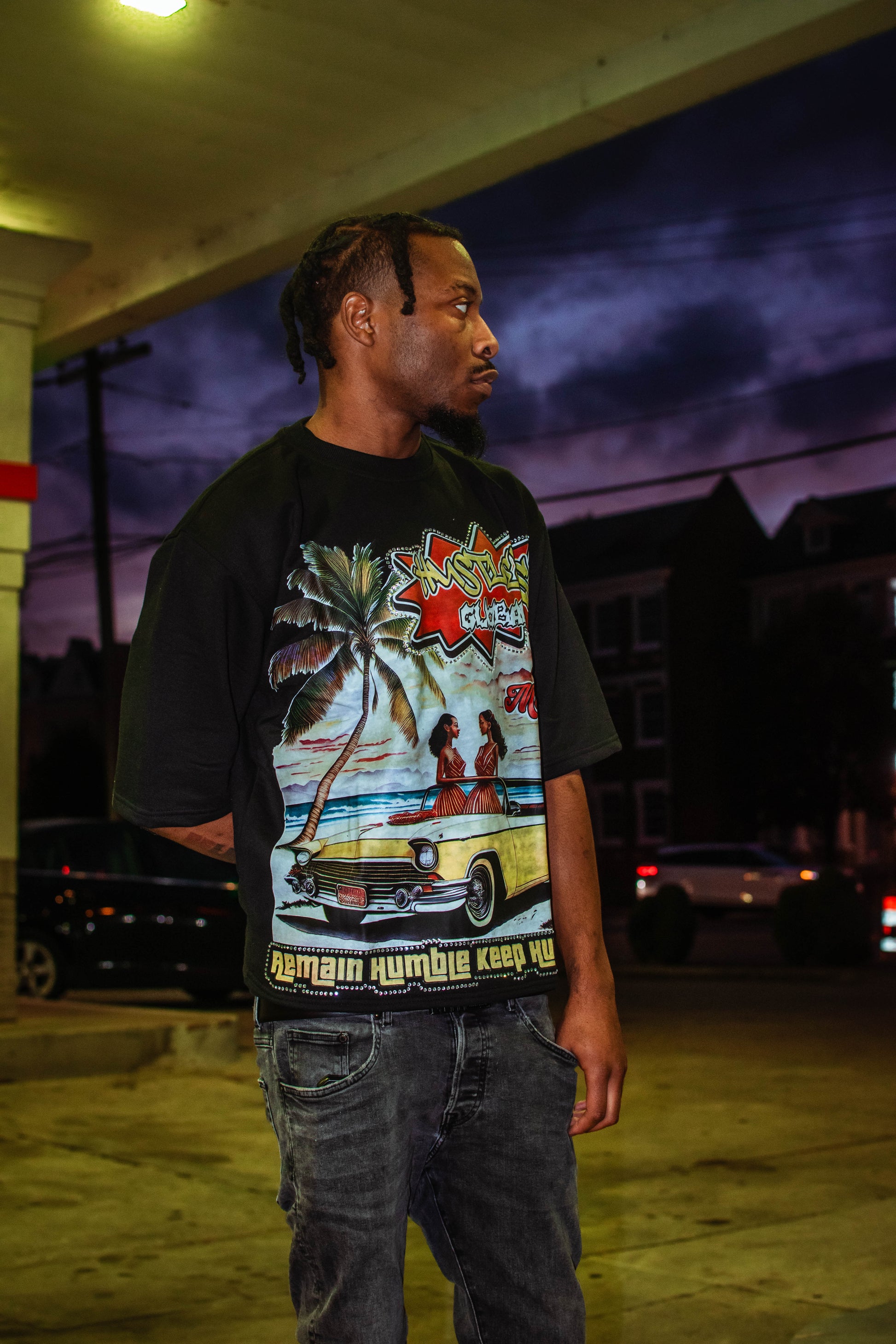 Black “Hustlers Global” Graphic Tee