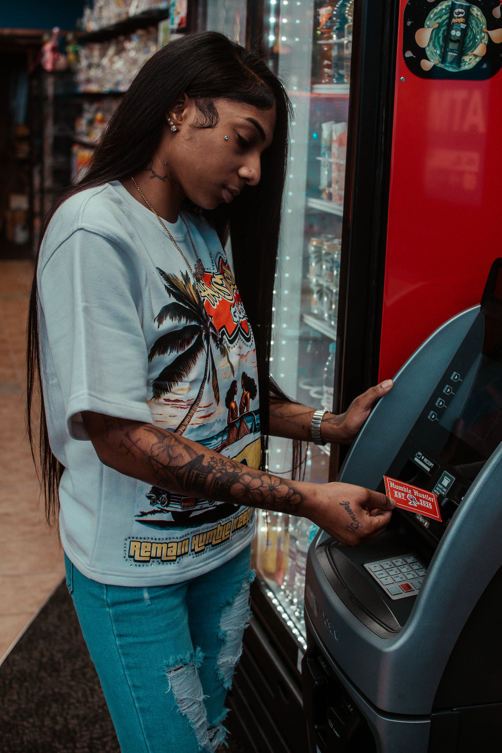 White “Hustlers Global” Graphic Tee